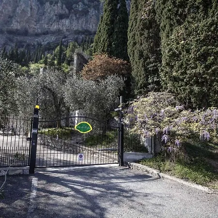 In Tignale/gardasee 36094 Tignale