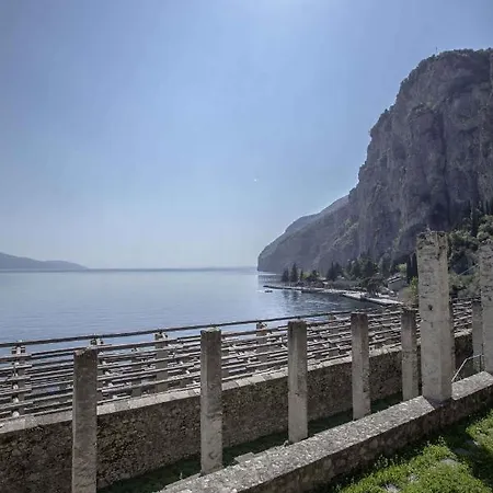 In Tignale/gardasee 36094