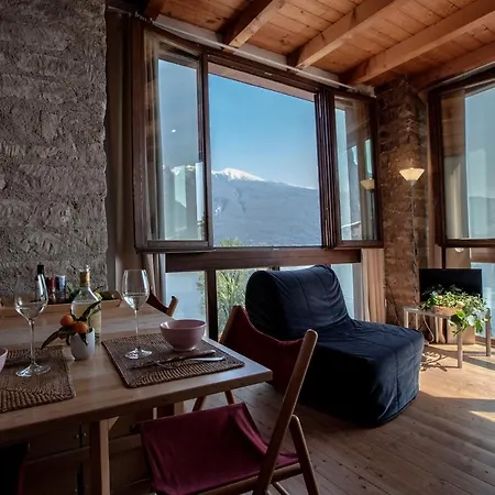 In Tignale/gardasee 36094 شقة تينيالي